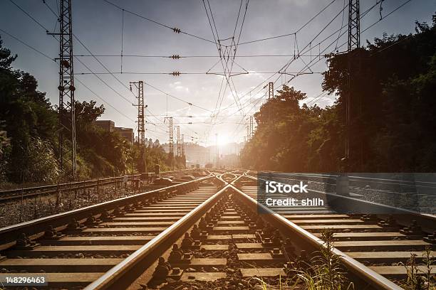 Weg Railway Stockfoto und mehr Bilder von Ausrüstung und Geräte - Ausrüstung und Geräte, Bahngleis, Bahnübergang