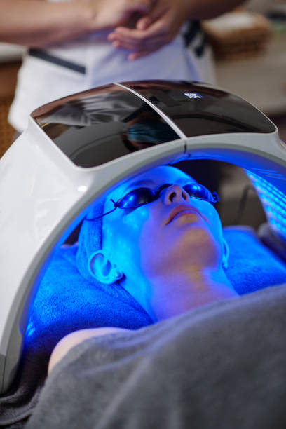 istock Blue Light Skin Treatment 1482994091