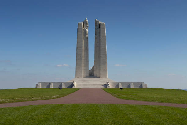 memoriale nazionale canadese di vimy, francia - lens foto e immagini stock