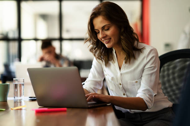 istock Businesswoman working on laptop 1483005787