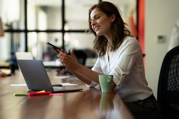 istock Businesswoman working on laptop 1483005804