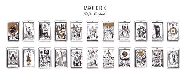 talia kart tarota.  major arcana set part . wektorowy ręcznie rysowany grawerowany styl. symbolika okultystyczna i alchemiczna. głupiec, mag, arcykapłanka, cesarzowa, cesarz, kochankowie, hierofant, rydwan - tarot cards stock illustrations