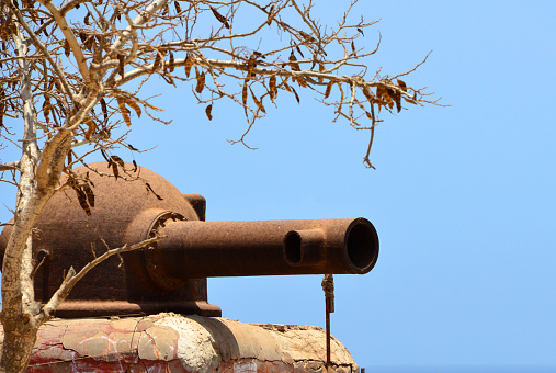 Gorée Island, Dakar, Senegal: rusty French artillery rangefinder / telepointer / telemeter, part of the coastal battery on Castel Hill, the 