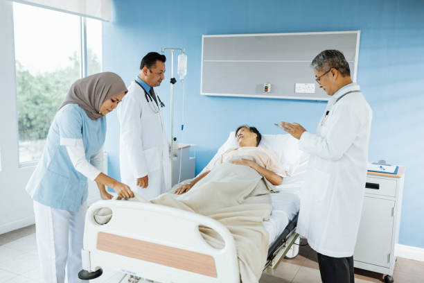 istock Senior patient in hospital 1483043018