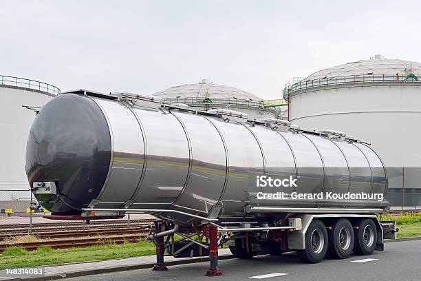 Tanklastwagen Semi Truck Stockfoto und mehr Bilder von Benzin - Benzin, Fossiler Brennstoff, Fotografie