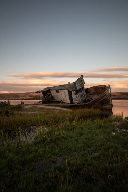 istock Sunset over shipwreck at point reyes 1483158904