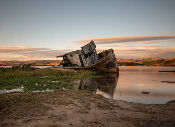 istock Sunset over shipwreck at point reyes 1483160269