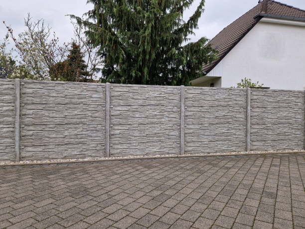 istock Privacy fence made of concrete 1483203095