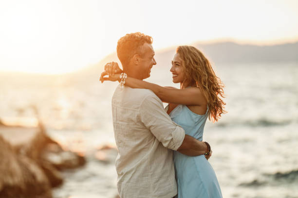 istock Summer Sunset And Happy Smiles 1483298378