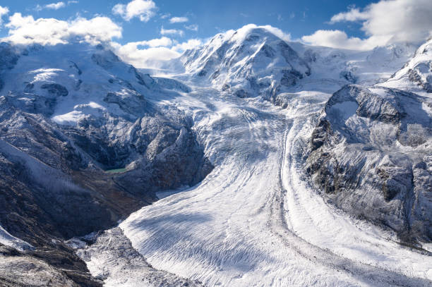 istock A great grand beautiful glacier. 1483306210