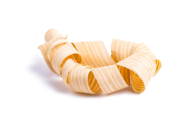 istock wood shavings isolated 1483319957
