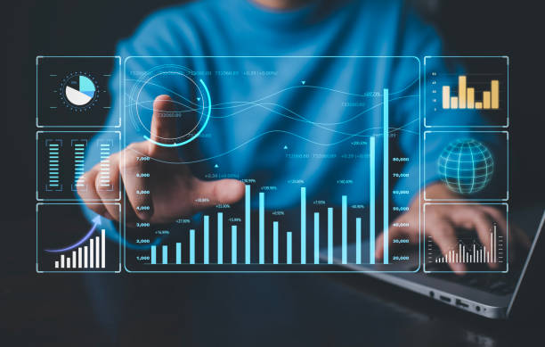 istock Working on laptops with Planning analysis and Project management online, Business people working laptops with the Project manager, software development or project management, boards on screen. Process 1483358482