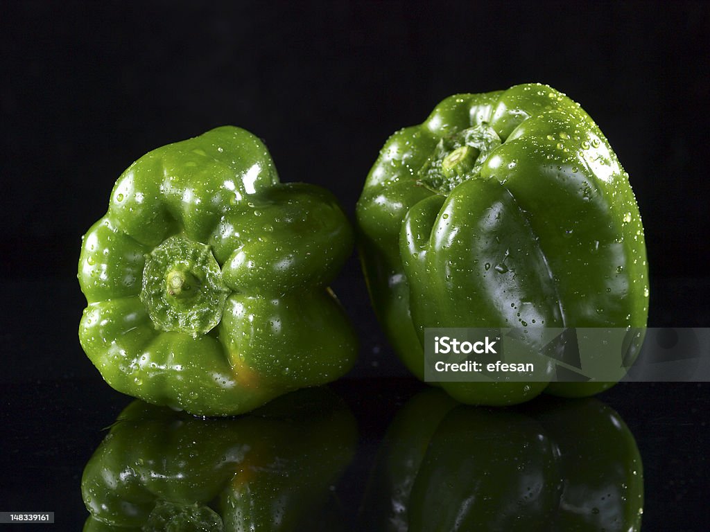 녹색 단고추 - 로열티 프리 검정색 배경 스톡 사진