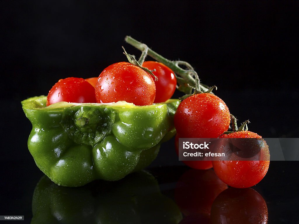 Poivron vert & tomates cerises - Photo de Aliment libre de droits