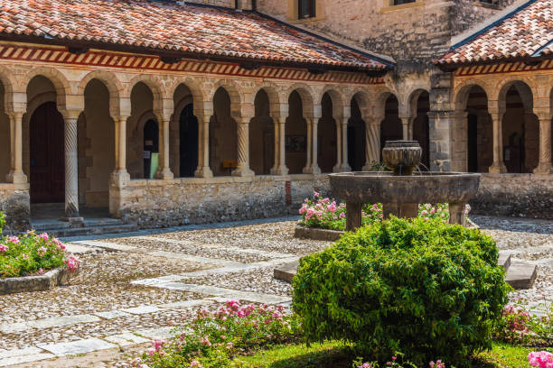 istock Follina Abbey and Castelbardo 1483582522