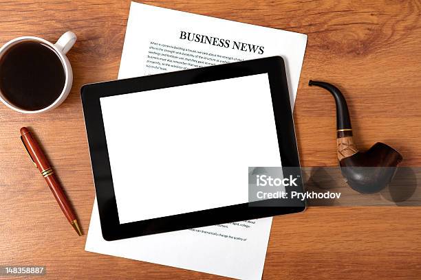 Tablet Na Mesa De Negócios Ceo - Fotografias de stock e mais imagens de Agenda Eletrónica - Agenda Eletrónica, Cachimbo, Café - Bebida