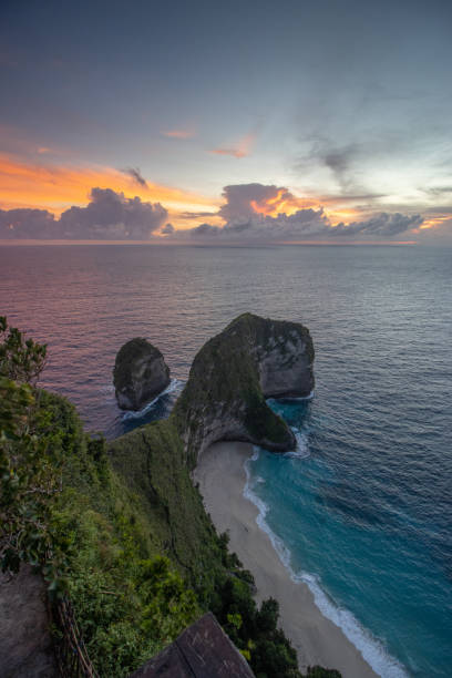 istock Nusa Penida Klingking Beach Bali 1483721015