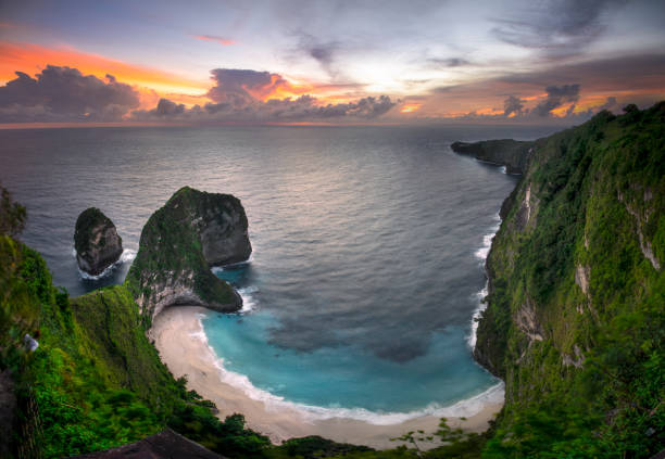 istock Klingking Beach Nusa Penida Bali 1483721337