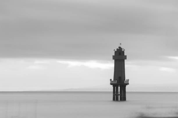 istock Mercusuar in Black and white minimalist 1483725705