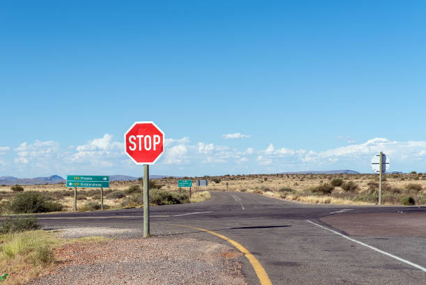 Roads N10 and R383 intersection at Marydale