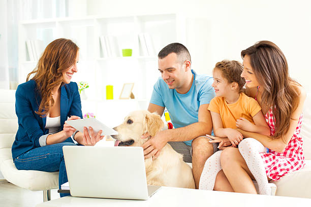 istock Family Meeting With Financial Advisor 148385147