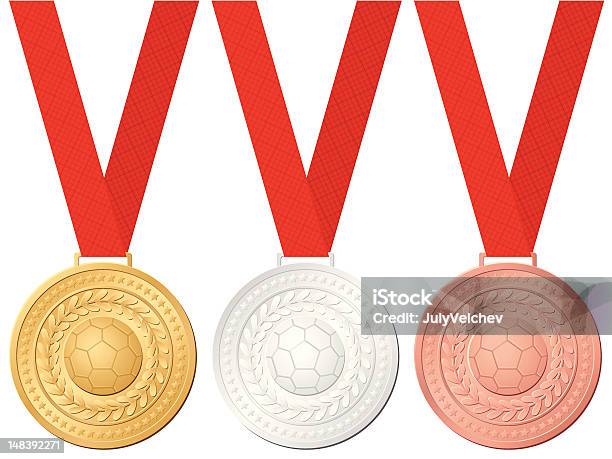 Медали Футболе — стоковая векторная графика и другие изображения на тему Белый фон - Белый фон, Бронза, Бронзовая медаль