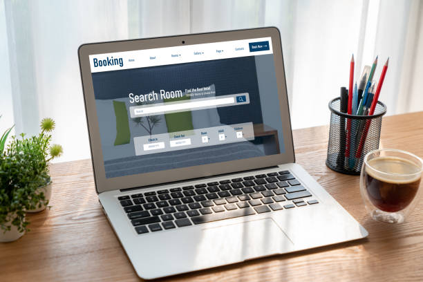 istock Online hotel accommodation booking website provide modish reservation system 1483923418