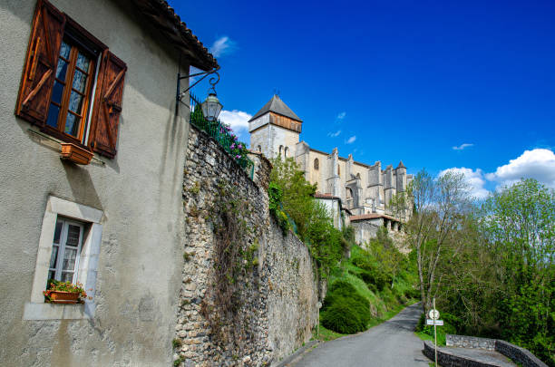 istock French tourist destination: Saint-Bertrand-de-Cominges 1483928135