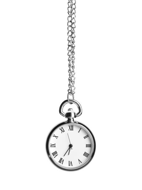 красивые винтажные карманные часы с серебряной цепочкой, изолированной от белого. сеанс гипноза - mentalist стоковые фото и изображения