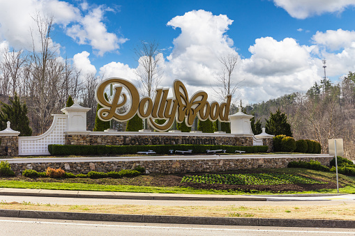 Pigeon Forge, TN - March 2022: Dollywood sign near the entrance to the theme park in Pigeon Forge, TN.