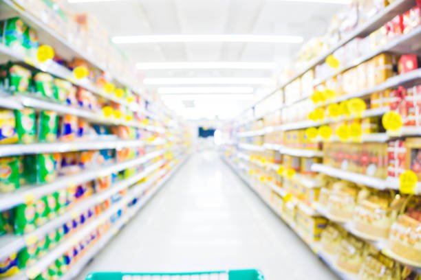 istock Abstract blurred shopping store product on shelf 1484039898