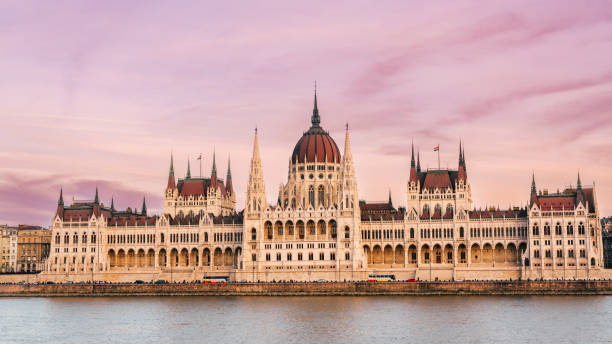 istock Budapest Hungarian Parliament Building Danube River at Twilight Hungary 1484097169