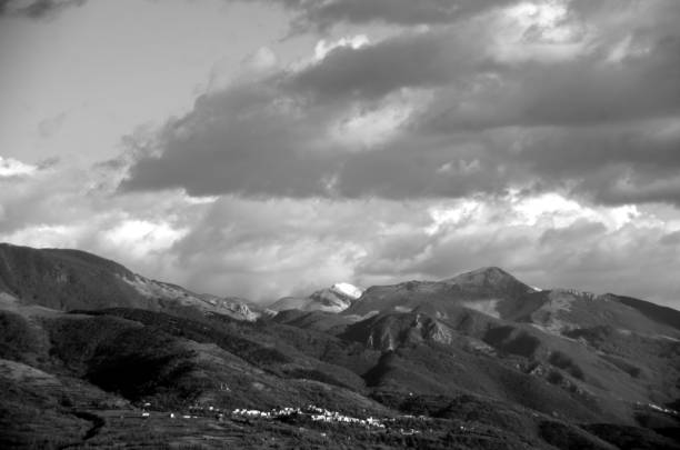 Distant view of small village, in Italian countryside.
