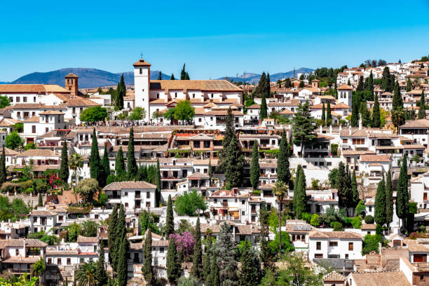 istock Albaicin neighborhood in Granada 1484233728