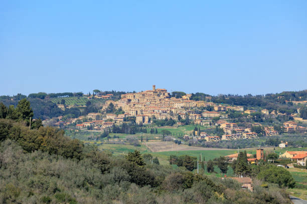 istock Casale Marittimo Townscape in Tuscany 1484268823