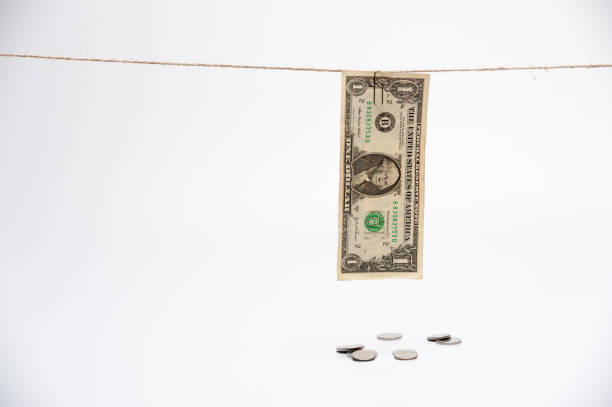 istock dirty money cleaning 1484323718