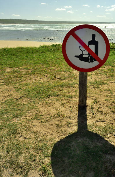 istock A sign prohibiting the drinking of alcoholic beverages on a beach 1484375984