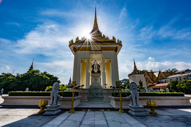 istock Royal Palace Silberpagode Cambodia 1484549387
