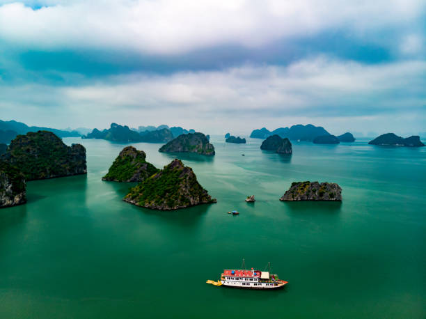 istock Cat Ba Island - Vietnam 1484549400
