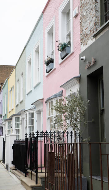 istock The beautiful Notting Hill in London 1484552195