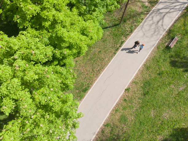 istock Couple enjoy springtime sunny weather 1484562748