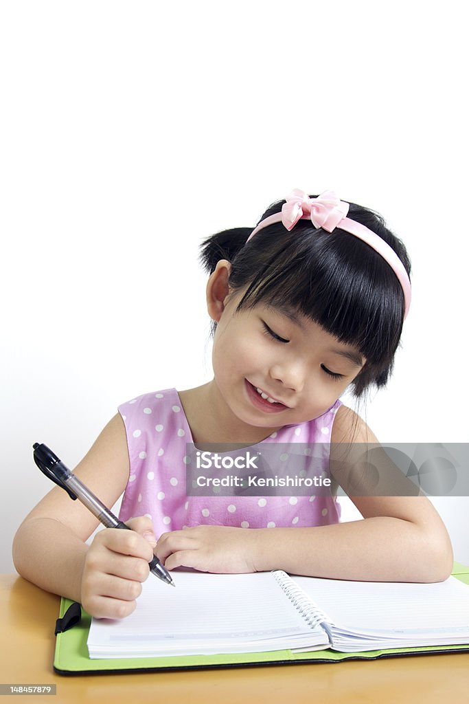 Enfant écrire - Photo de Apprentissage libre de droits