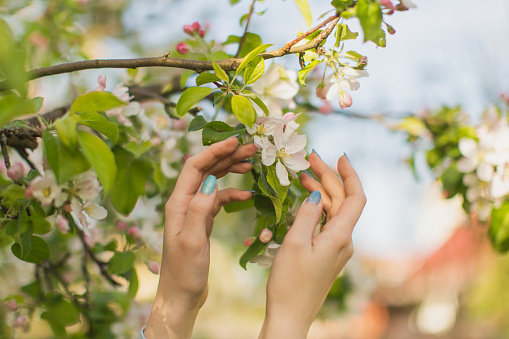 Hands. Fashion. Spring.