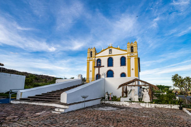 la iglesia matriz de santa isabel en el pueblo mucuge, chapada diamantina, bahía, brasil. - salvador bahia state brazil architecture fotografías e imágenes de stock