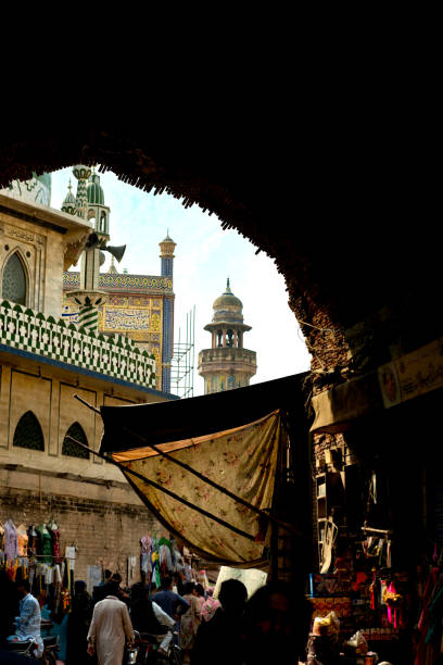 istock Dehli gate market in Lahore 1484638905