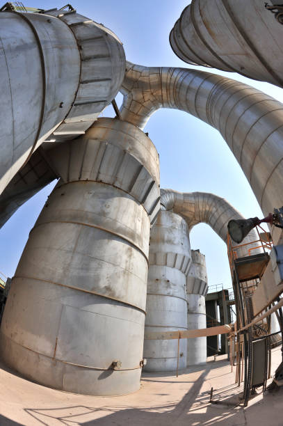 zbiorniki i rurociągi ze stali nierdzewnej - fuel storage tank fossil fuel farm refueling zdjęcia i obrazy z banku zdjęć