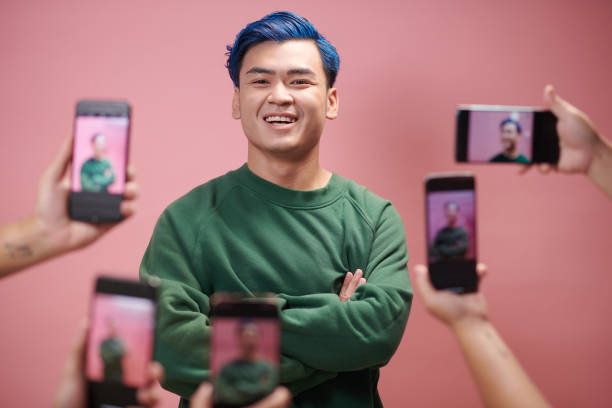 Blogger Enjoying His Fame