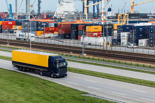 Supply chain Trucks on dutch motorways