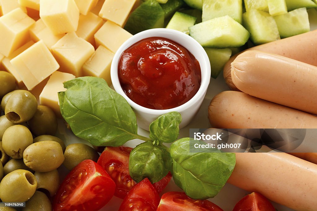 Snacks, Würsten, Käse und Gemüse - Lizenzfrei Antipasto Stock-Foto