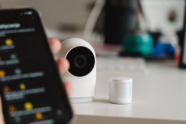 istock smart home monitoring, remote control 1484773789